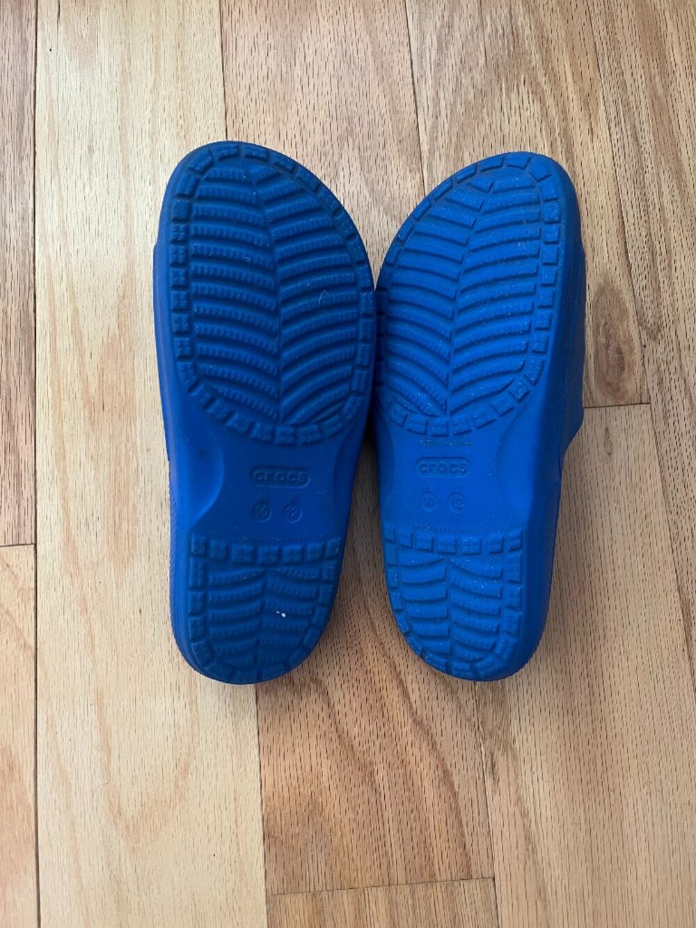 Crocs Men's Slides/Sandals - Picture 3 of 5